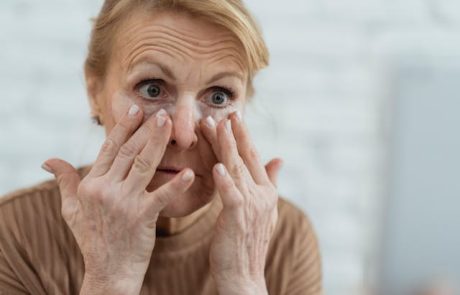 איך מטפלים בפיגמנטציה בפנים? – מדריך להשגת גוון עור זוהר